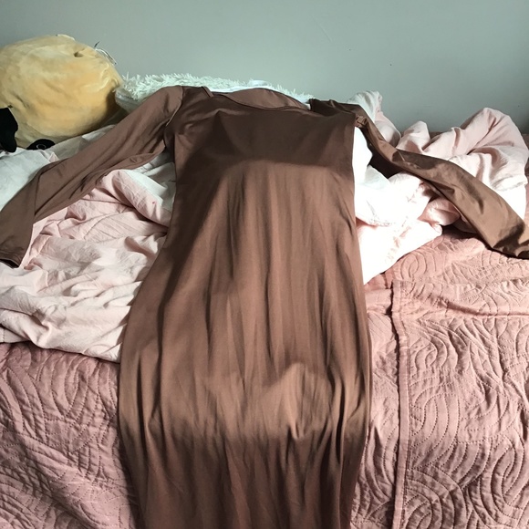 brown body fit dress - Picture 1 of 1